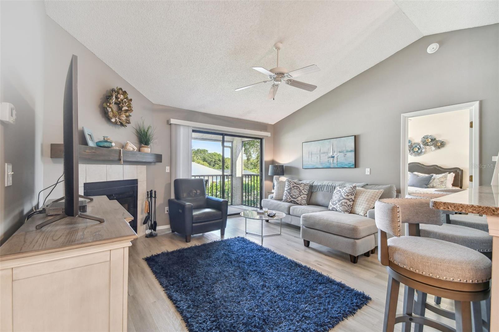 Image 3 of 29 For 2087 Hunters Glen Drive  128