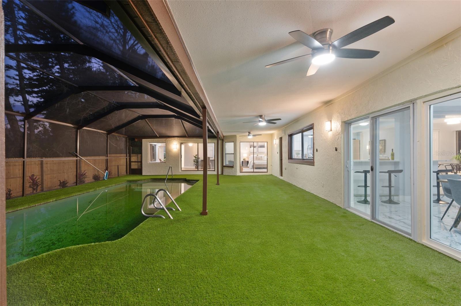 Image 32 of 39 For 14333 Lake Magdalene Boulevard