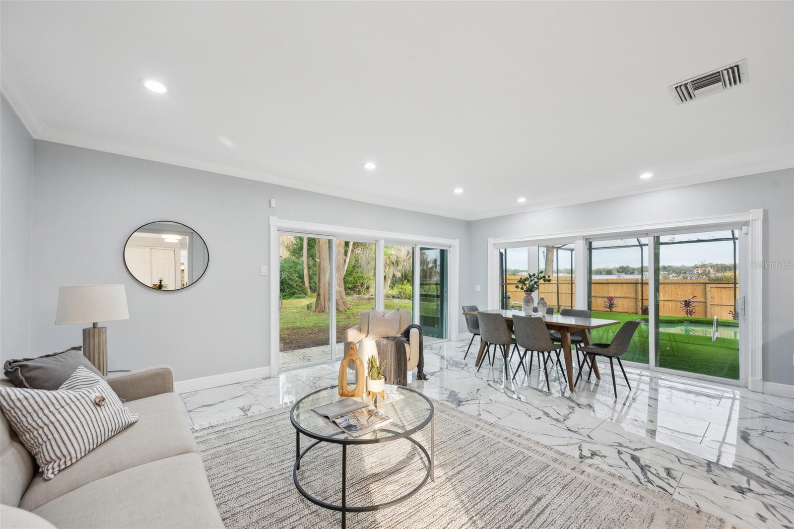 Image 9 of 39 For 14333 Lake Magdalene Boulevard