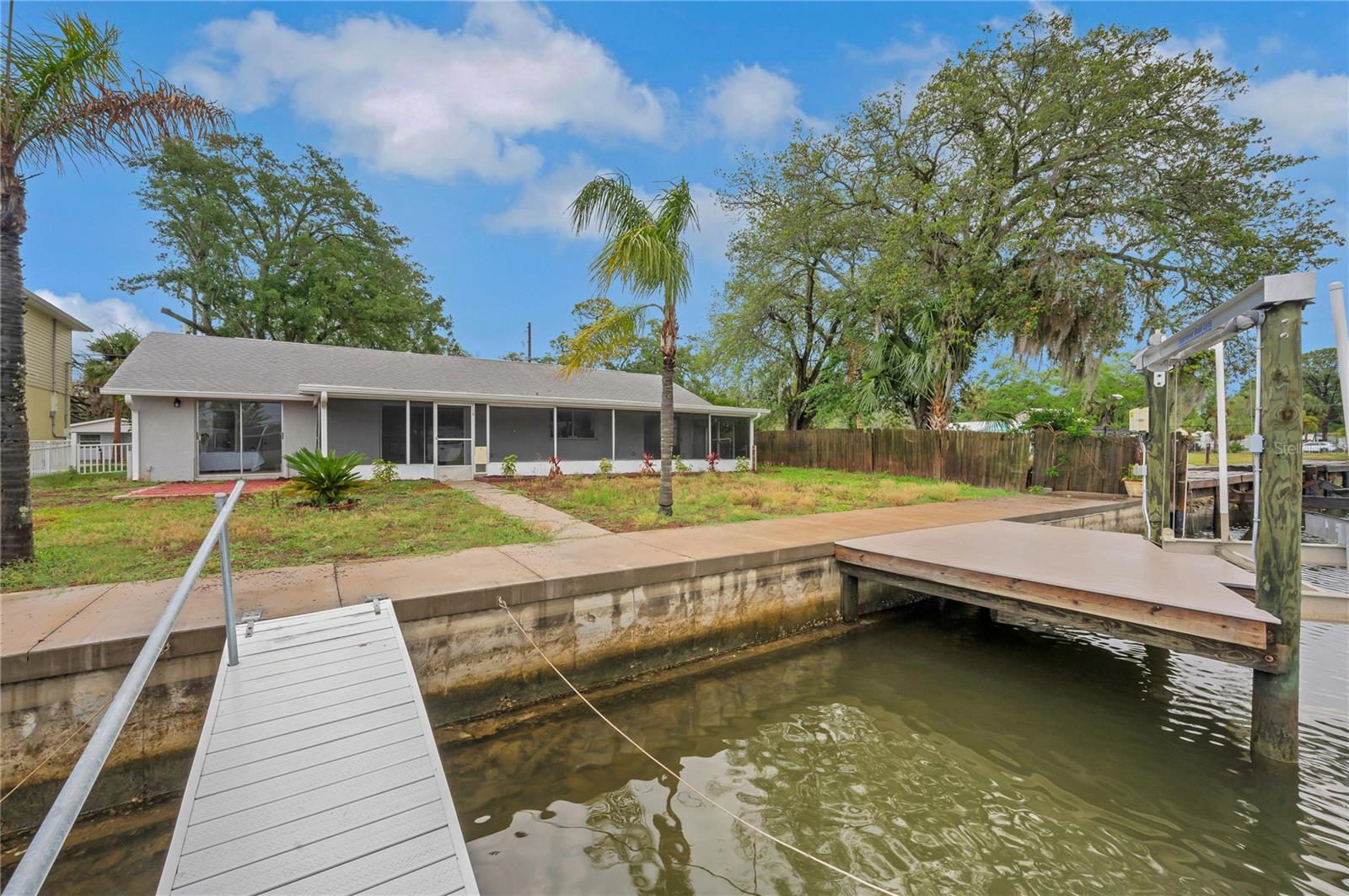 Listing photo id 28 for 6914 Harbor Drive