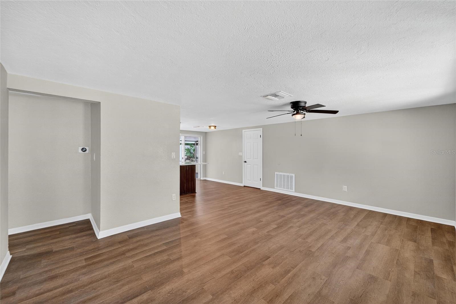 Image 10 of 48 For 7328 Coventry Drive