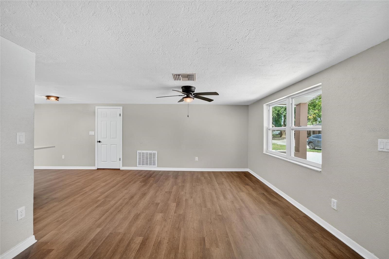 Image 12 of 48 For 7328 Coventry Drive