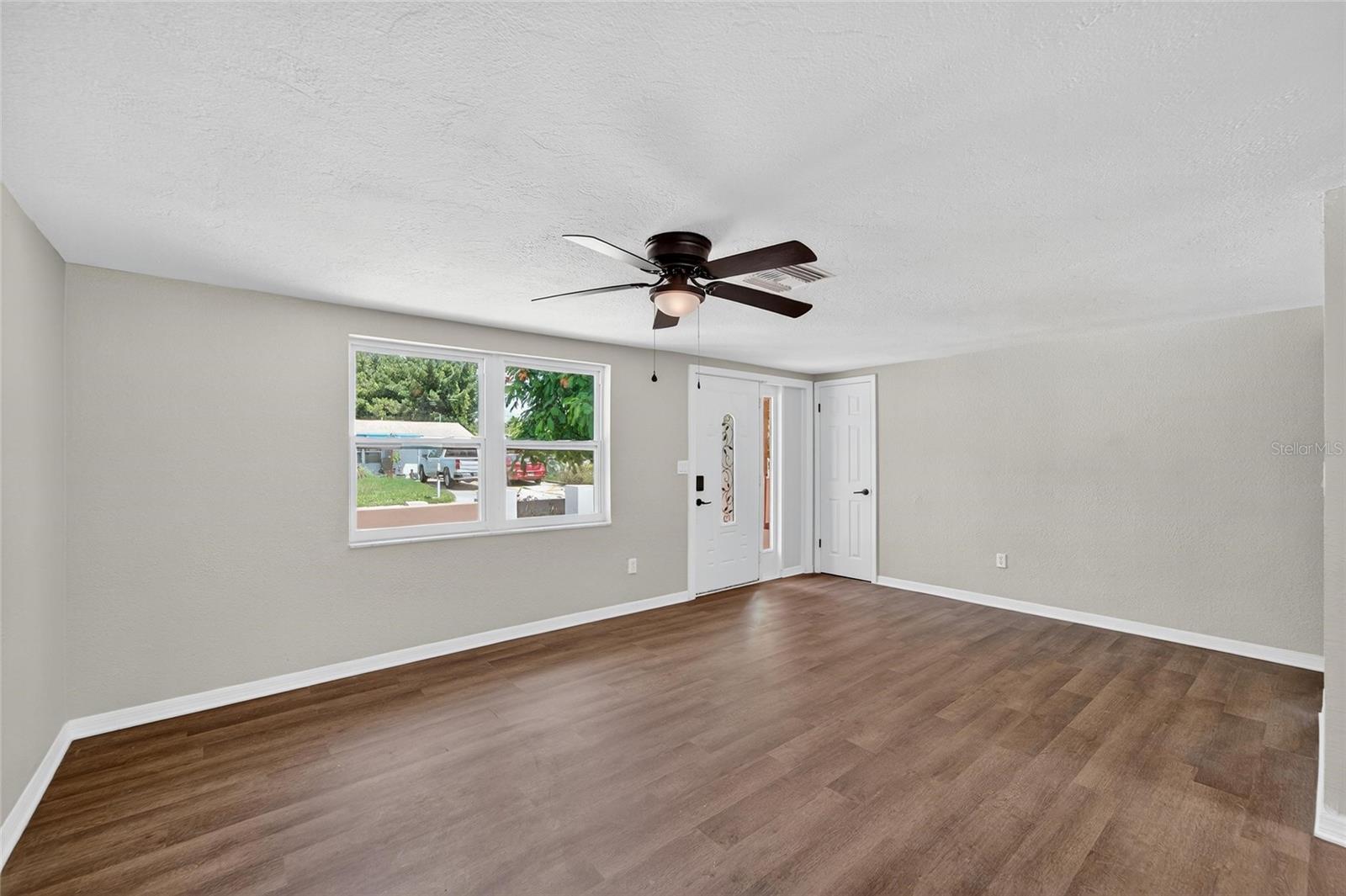 Image 14 of 48 For 7328 Coventry Drive