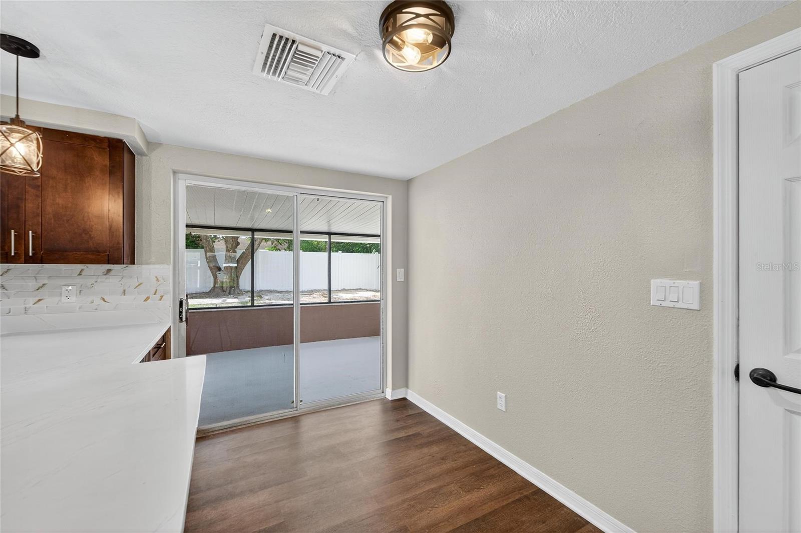 Image 16 of 48 For 7328 Coventry Drive