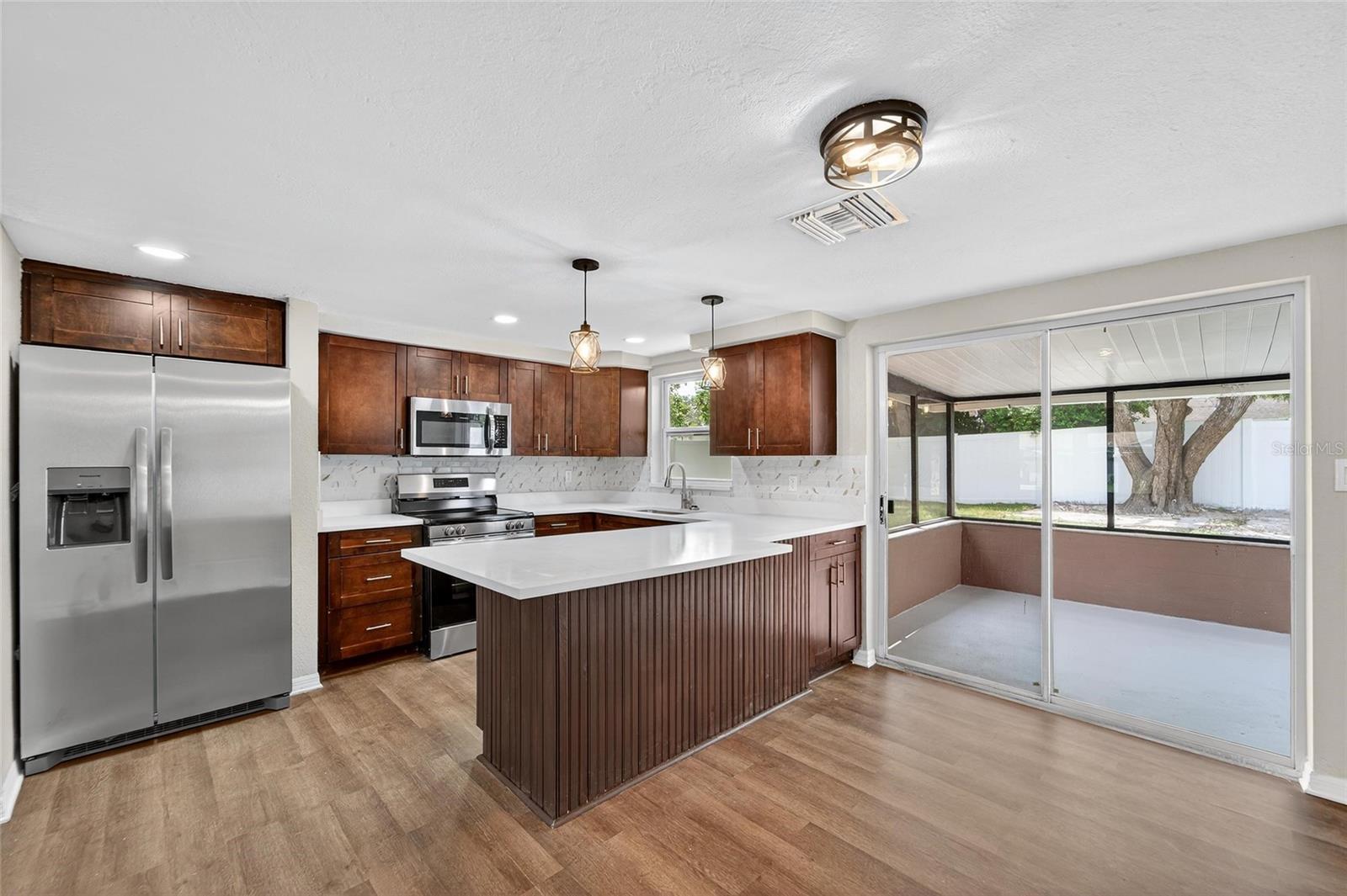 Image 17 of 48 For 7328 Coventry Drive