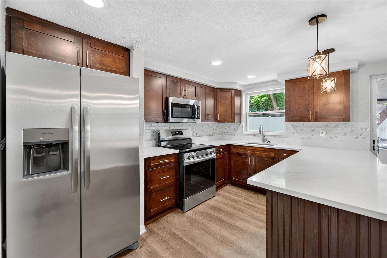 Image 19 of 48 For 7328 Coventry Drive