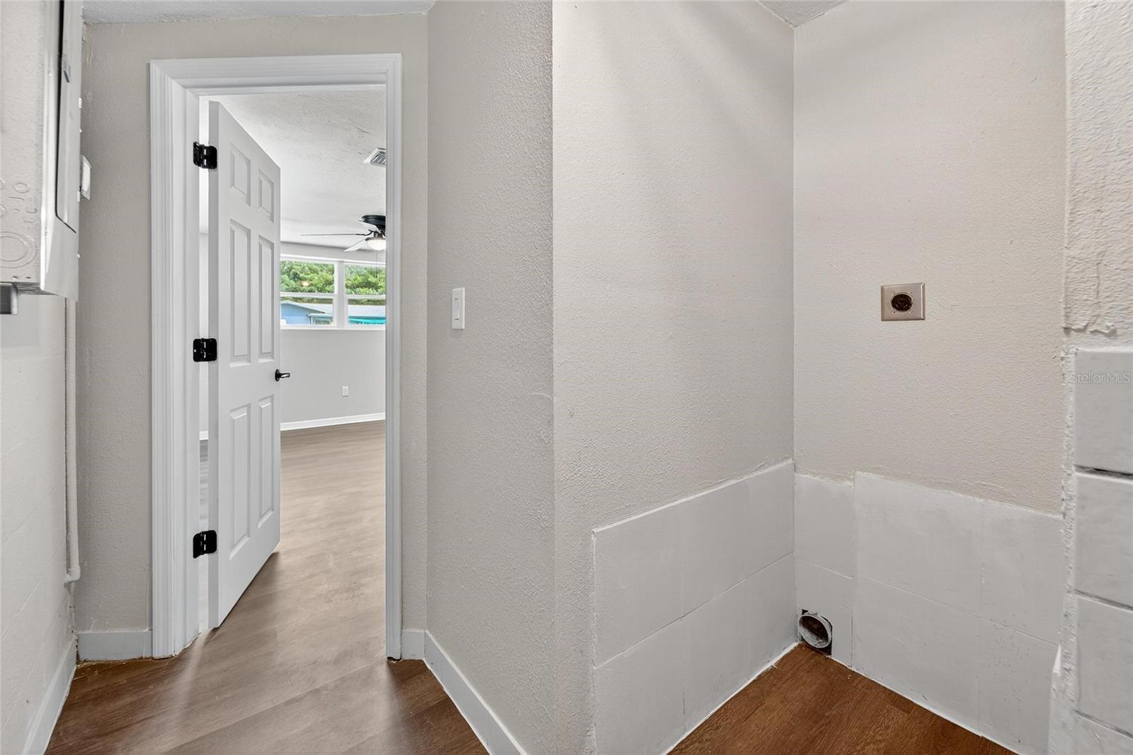 Image 29 of 48 For 7328 Coventry Drive