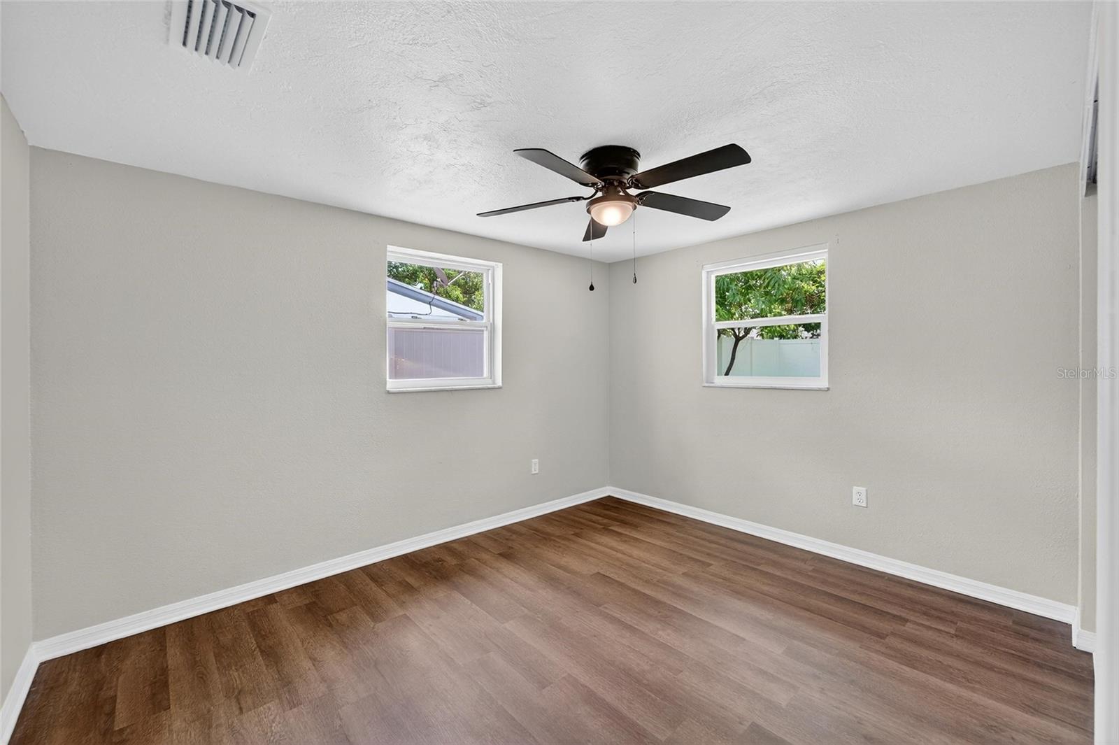 Image 34 of 48 For 7328 Coventry Drive