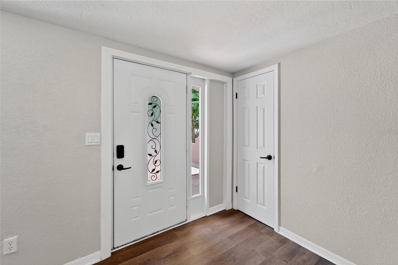 Image 8 of 48 For 7328 Coventry Drive