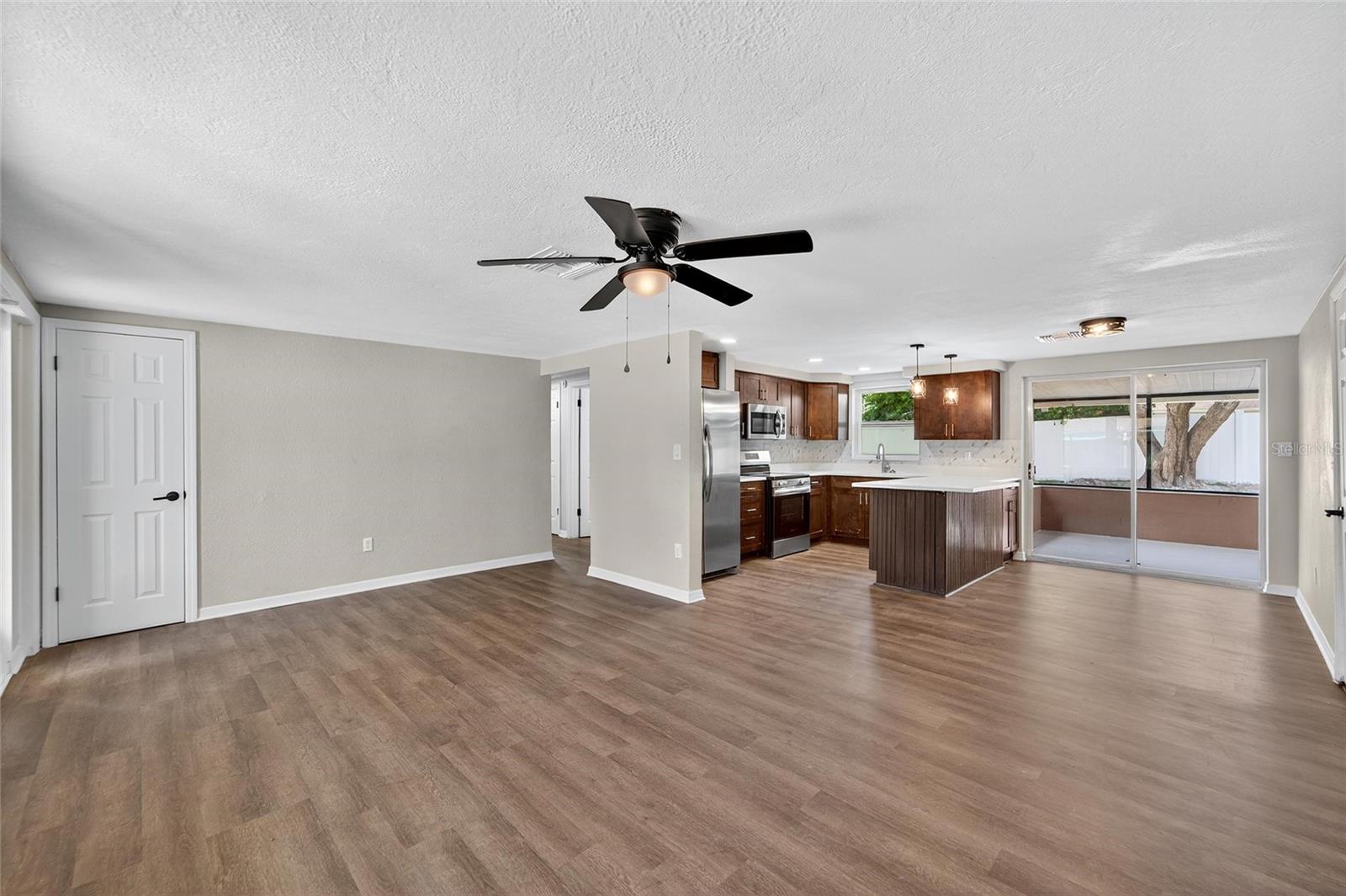 Image 9 of 48 For 7328 Coventry Drive
