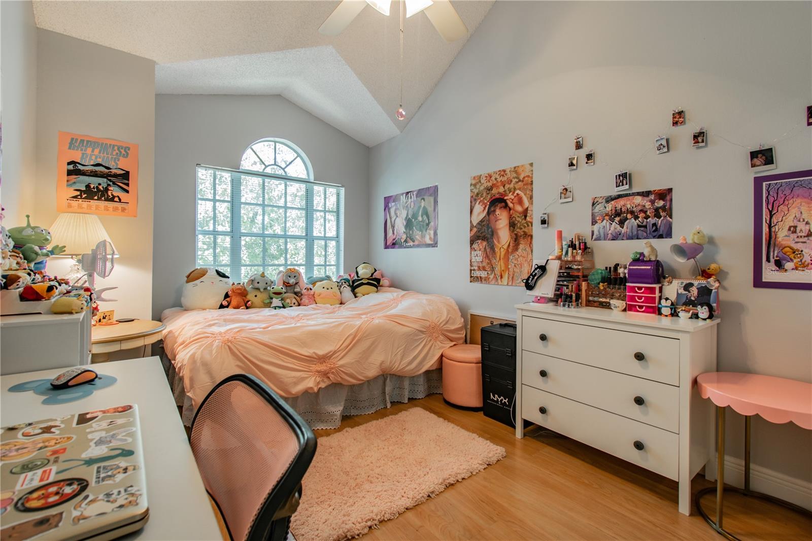 Image 18 of 29 For 3002 Cleveland Street D12