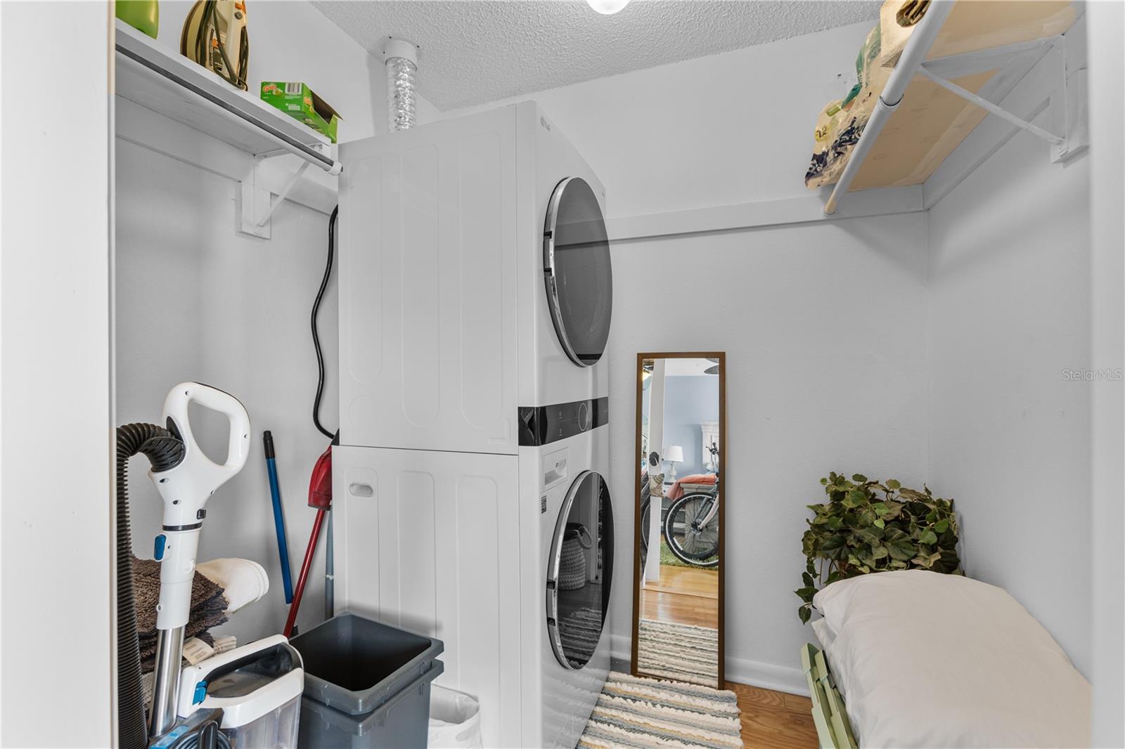 Image 19 of 29 For 1 Windrush Boulevard 51