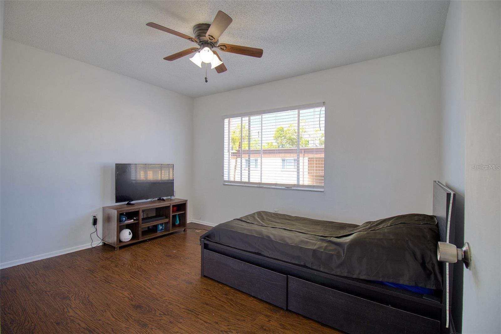 Image 21 of 43 For 605 Keene Road P14