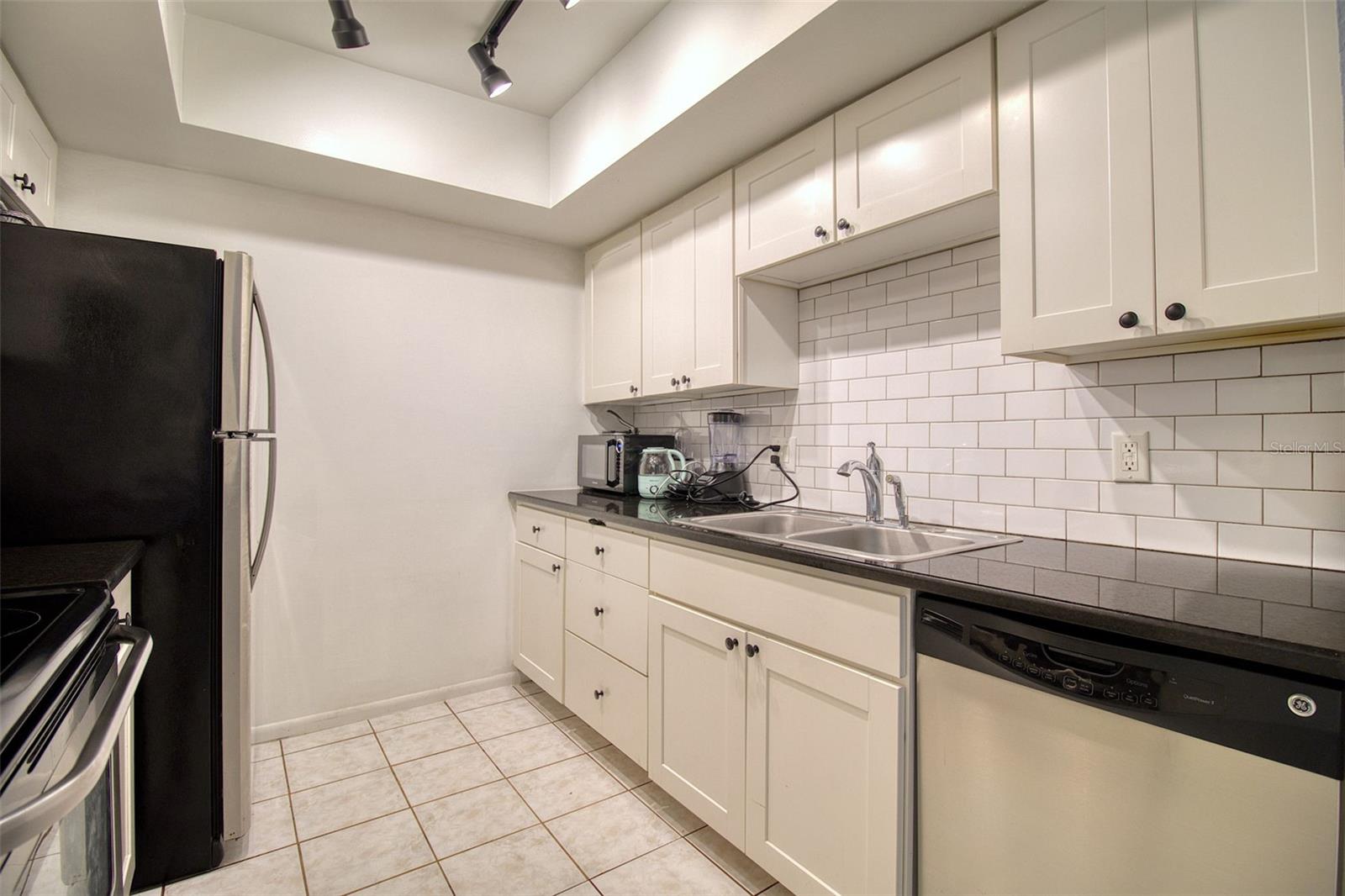 Image 7 of 43 For 605 Keene Road P14