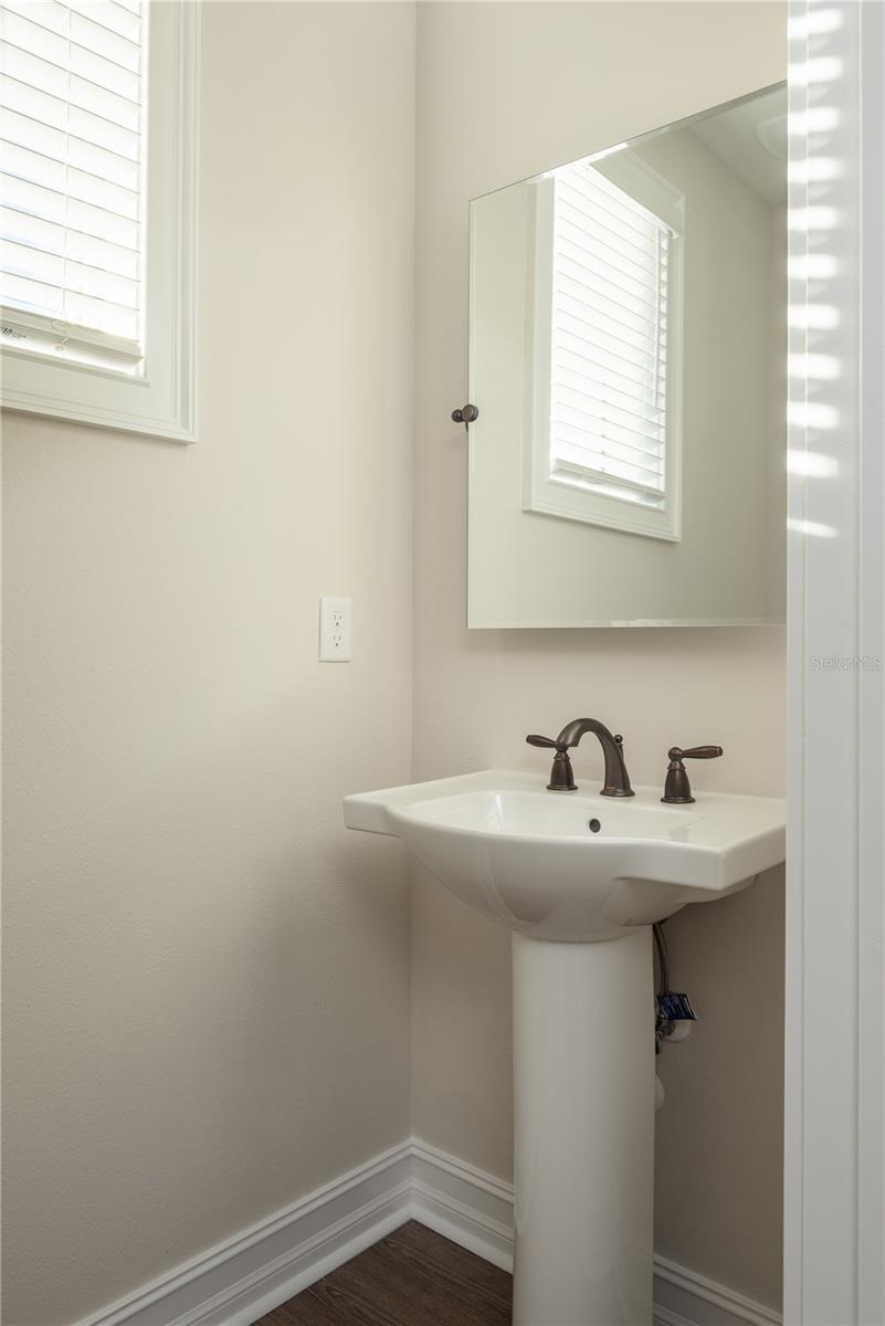 Image 16 of 45 For 1527 Morgan Street