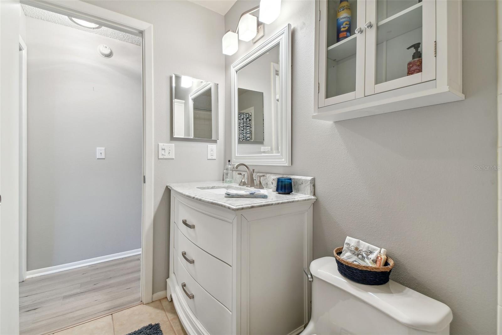 Image 18 of 22 For 2087 Hunters Glen Drive  128
