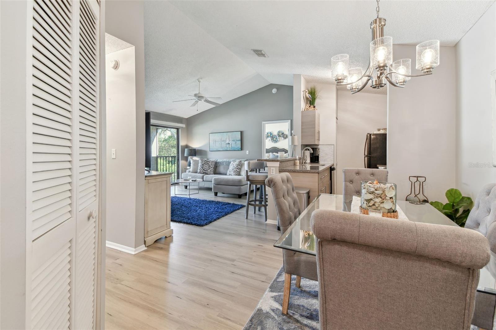 Image 2 of 22 For 2087 Hunters Glen Drive  128