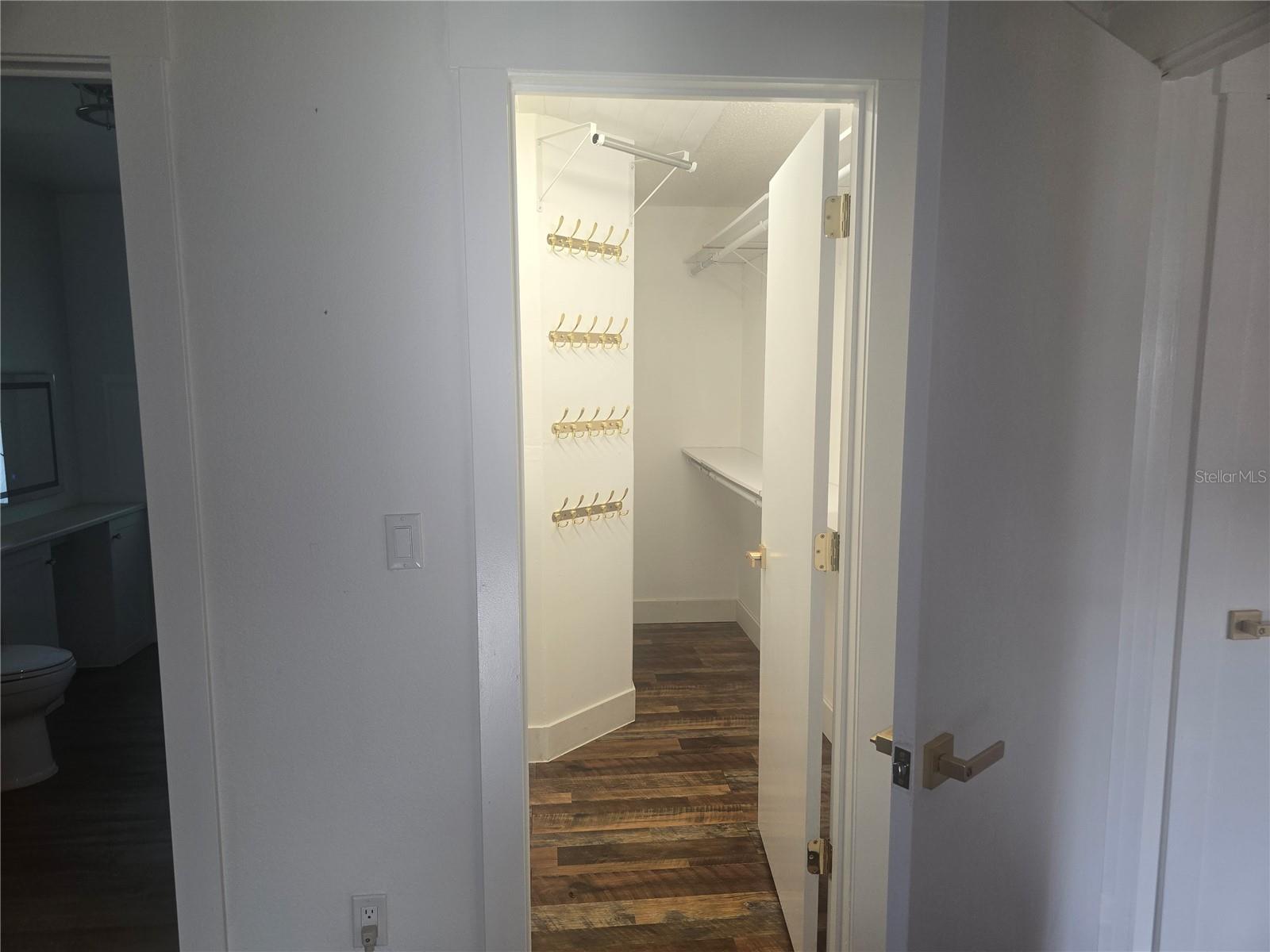 Image 20 of 48 For 8163 Winter Street