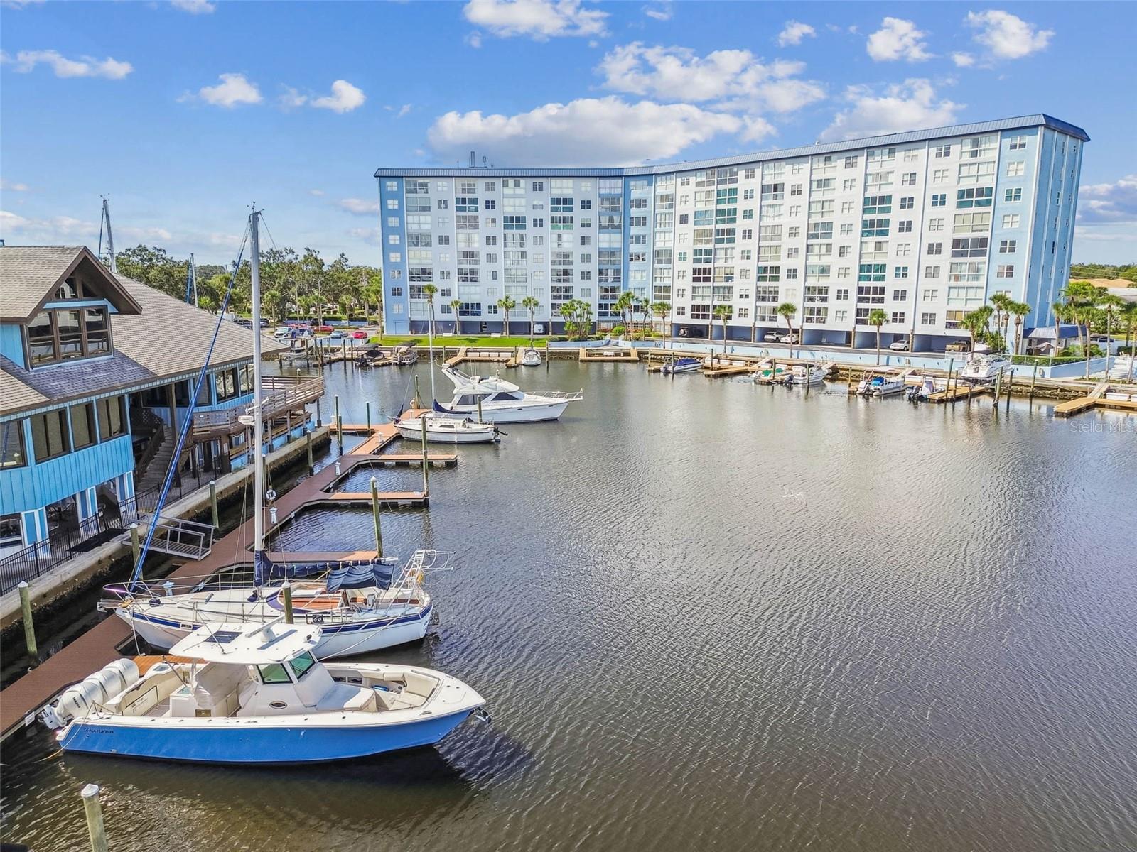 Image 34 of 71 For 4939 Floramar Terrace 414