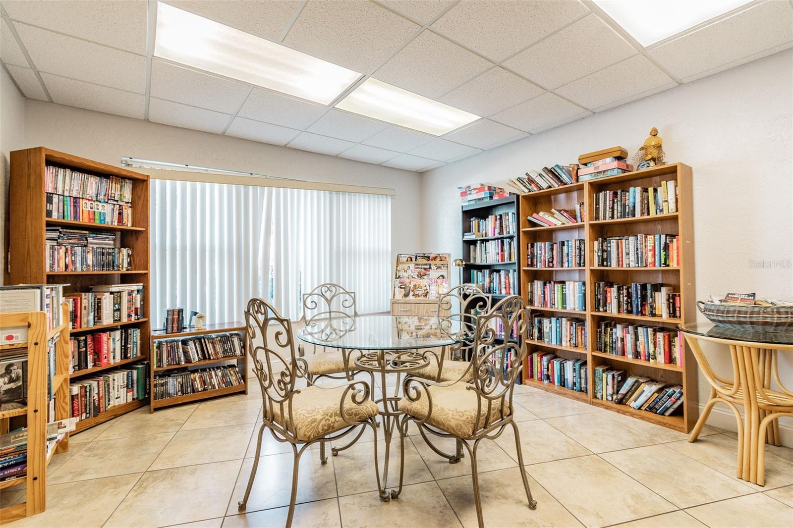 Image 41 of 71 For 4939 Floramar Terrace 414
