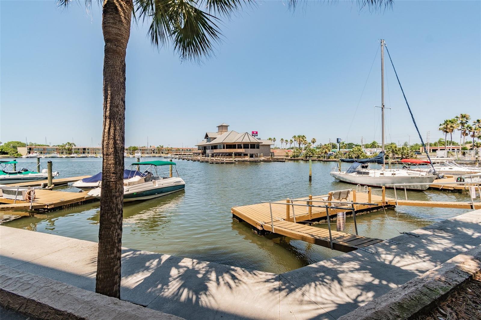 Image 44 of 71 For 4939 Floramar Terrace 414
