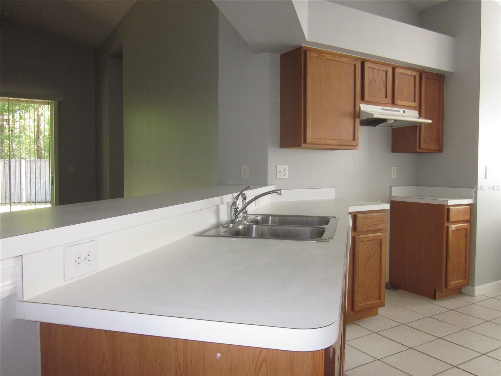 Image 8 of 19 For 30653 Midtown Court