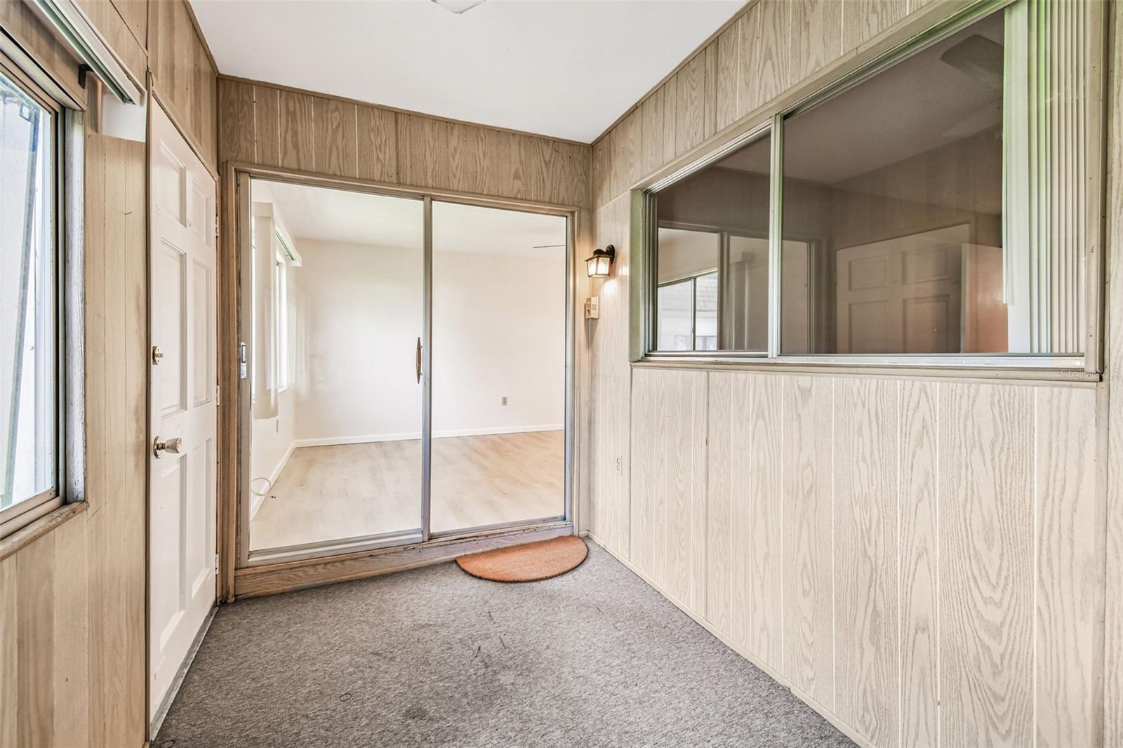 Image 33 of 68 For 1298 Mission Hills Boulevard