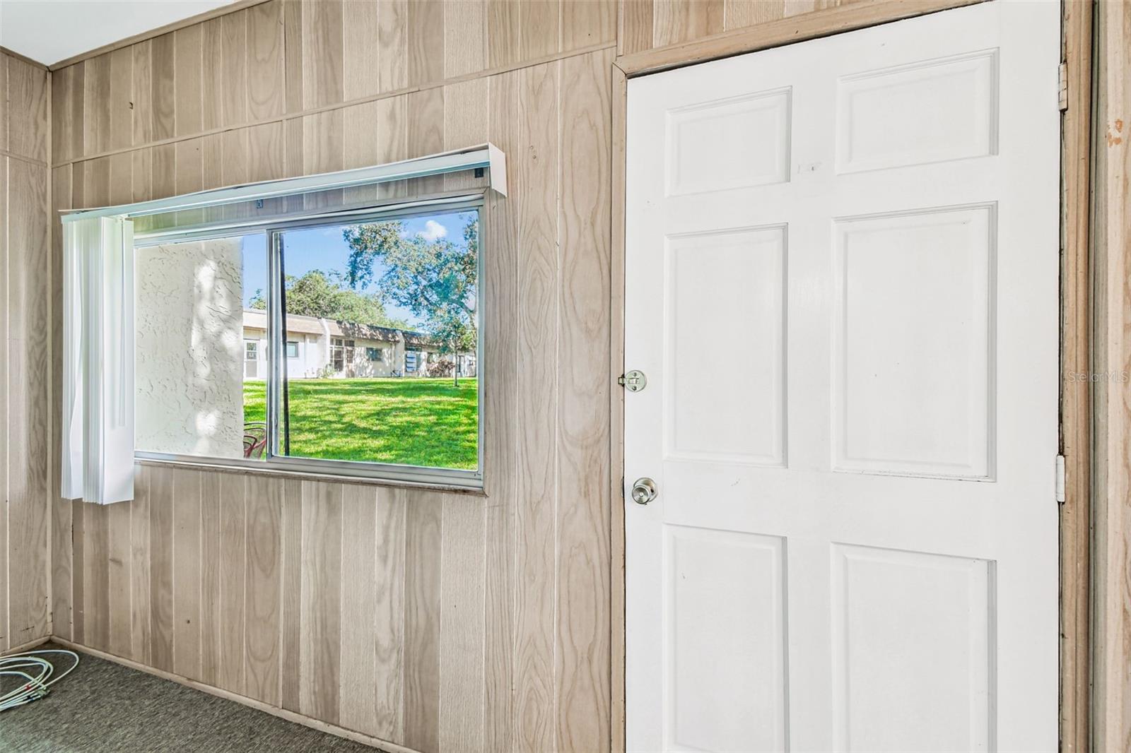 Image 35 of 68 For 1298 Mission Hills Boulevard