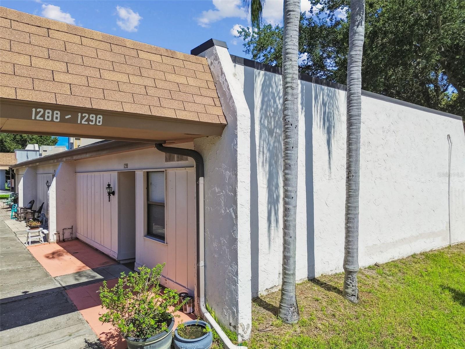 Image 4 of 68 For 1298 Mission Hills Boulevard