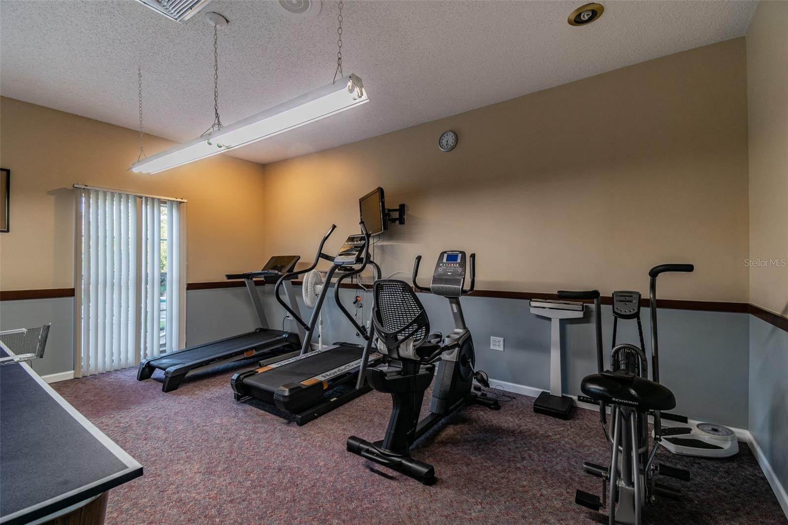 Image 61 of 68 For 1298 Mission Hills Boulevard