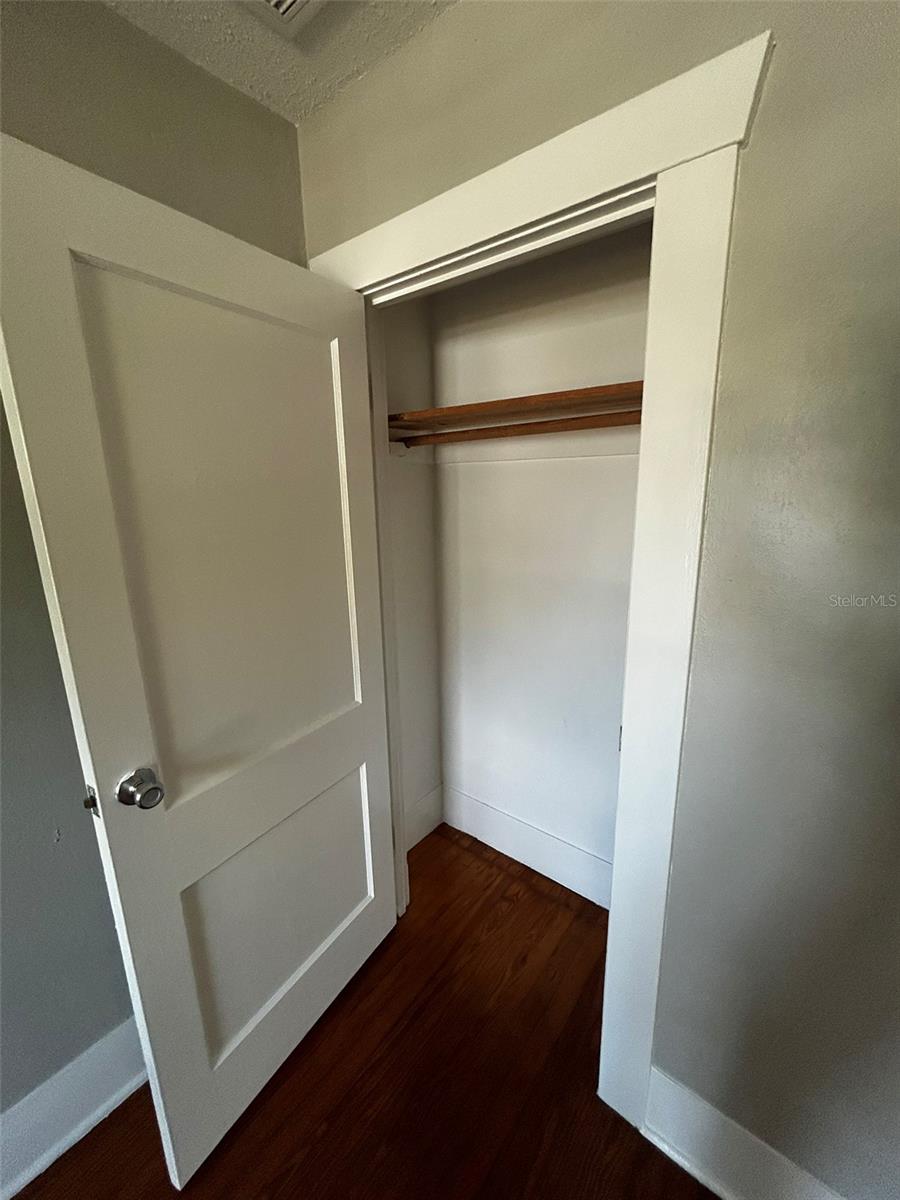 Image 15 of 53 For 4303 10th Street