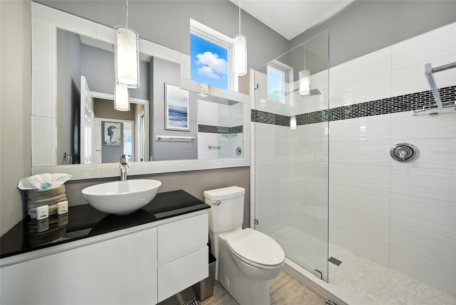 Image 13 of 53 For 7131 Kensington Court