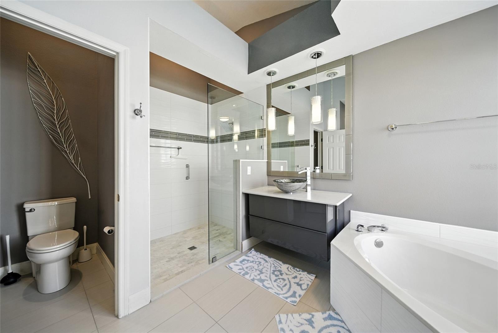 Image 30 of 53 For 7131 Kensington Court