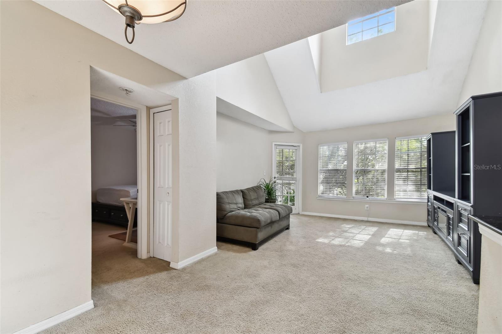 Image 12 of 47 For 3270 Haviland Court 301