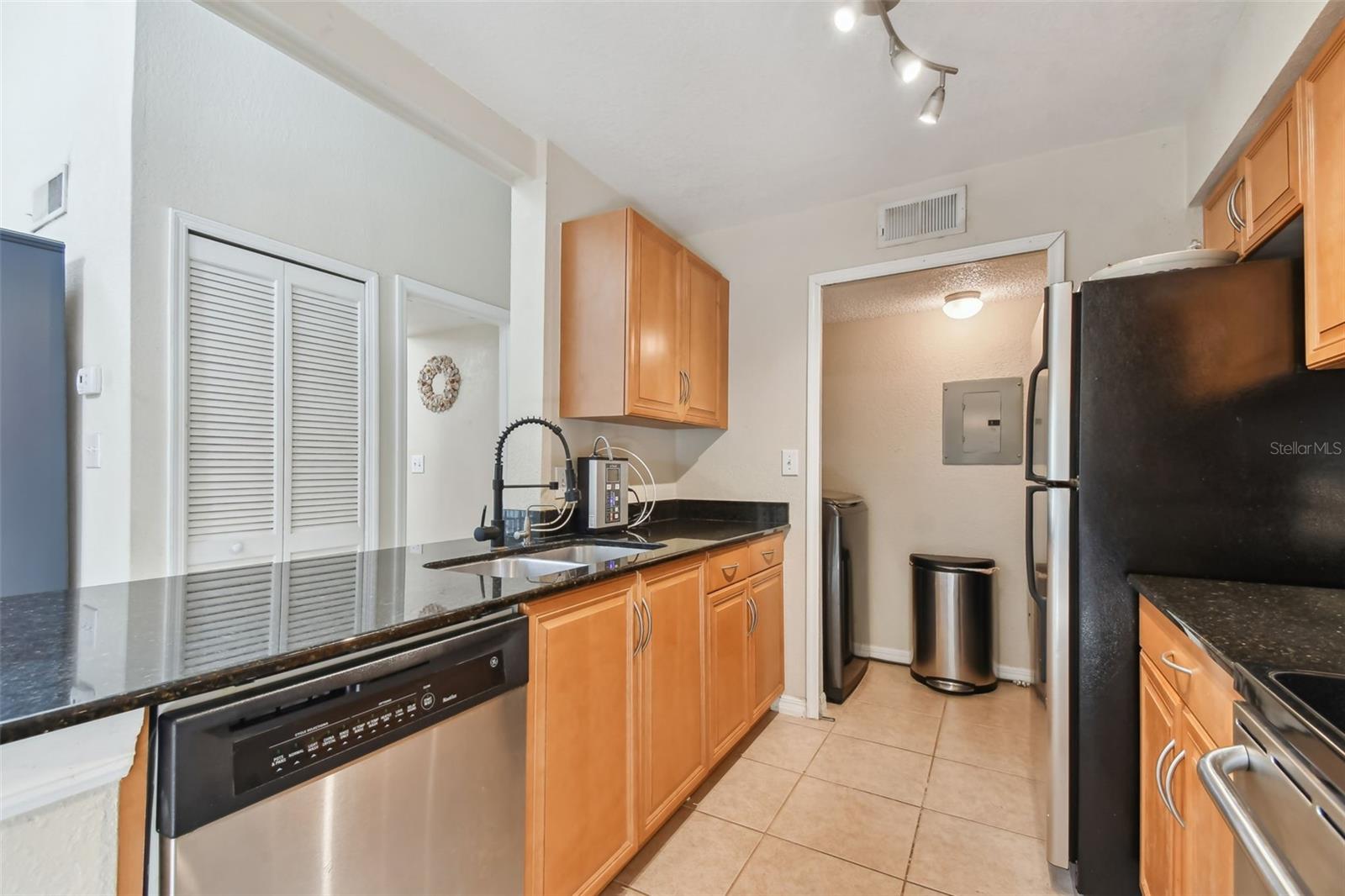 Image 15 of 47 For 3270 Haviland Court 301