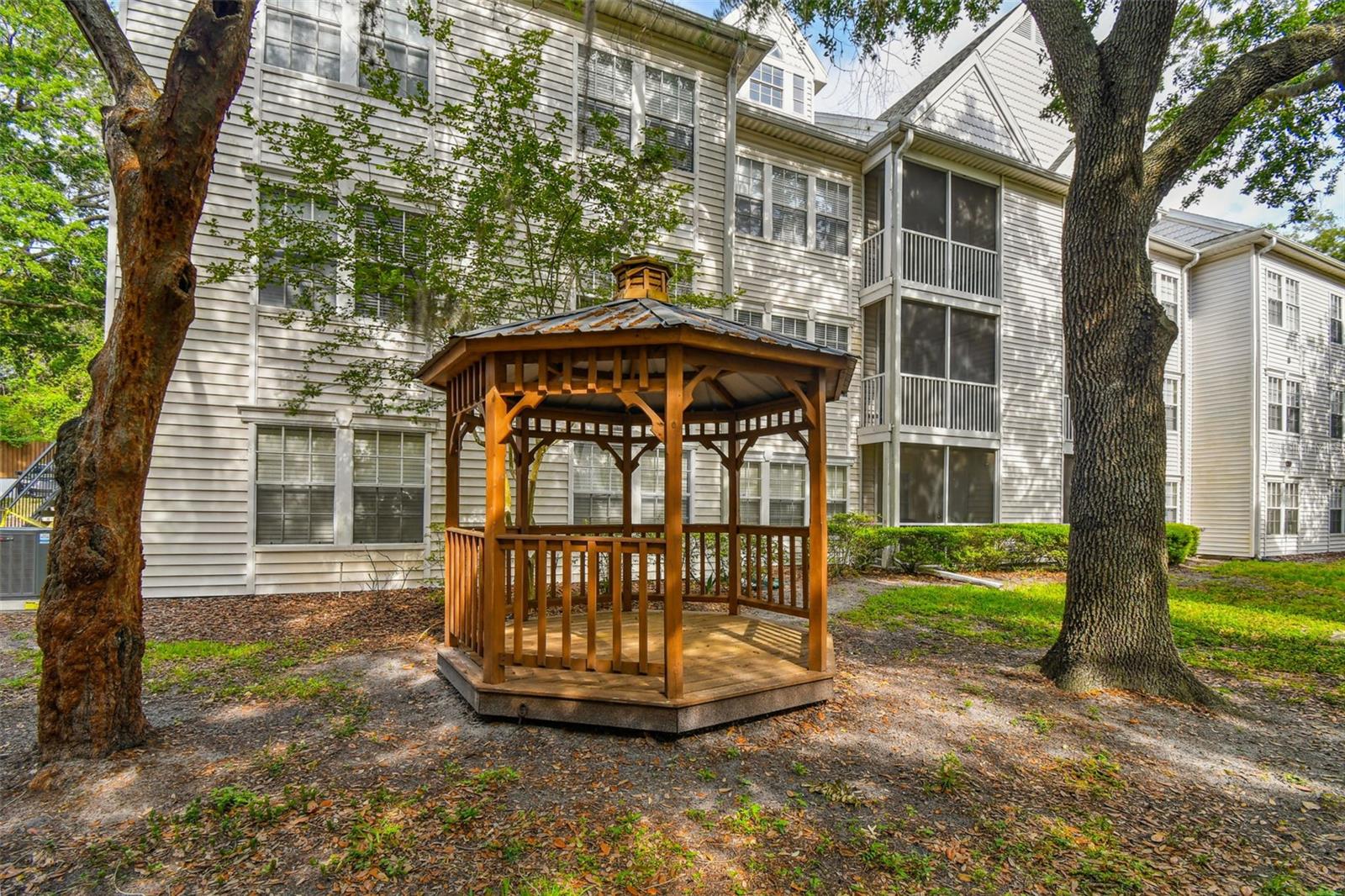 Image 29 of 47 For 3270 Haviland Court 301
