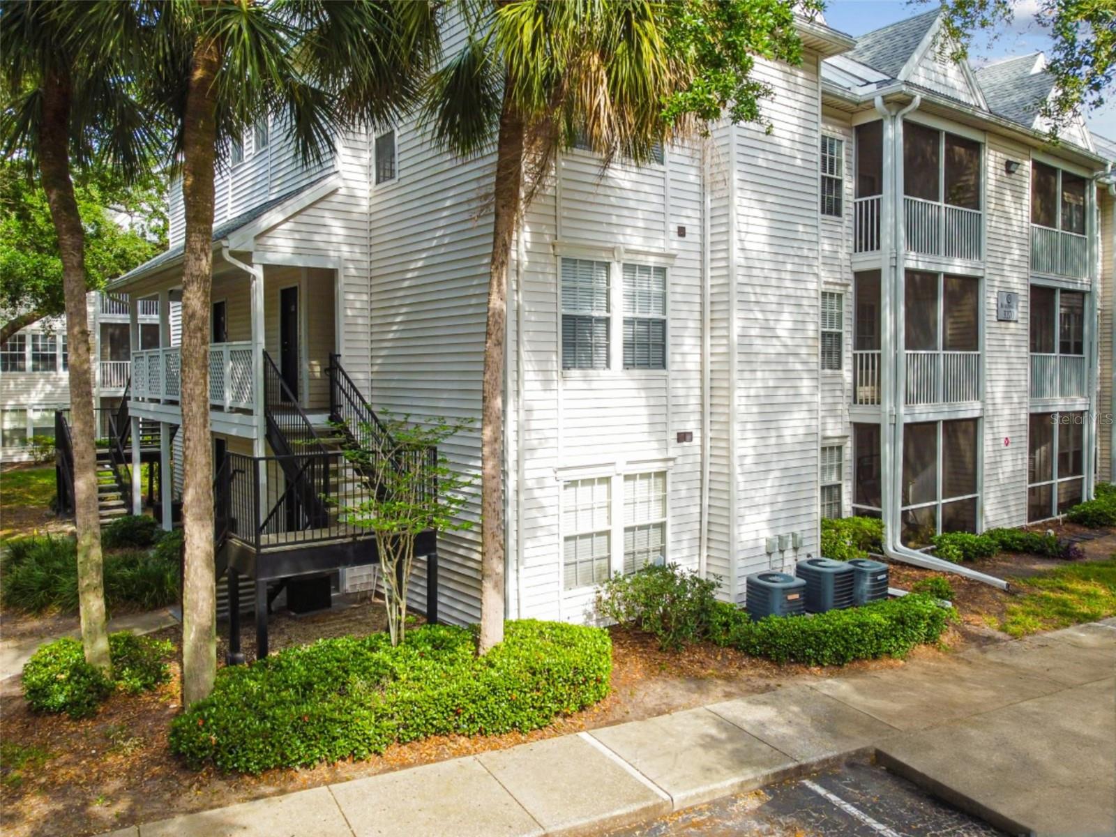 Image 32 of 47 For 3270 Haviland Court 301