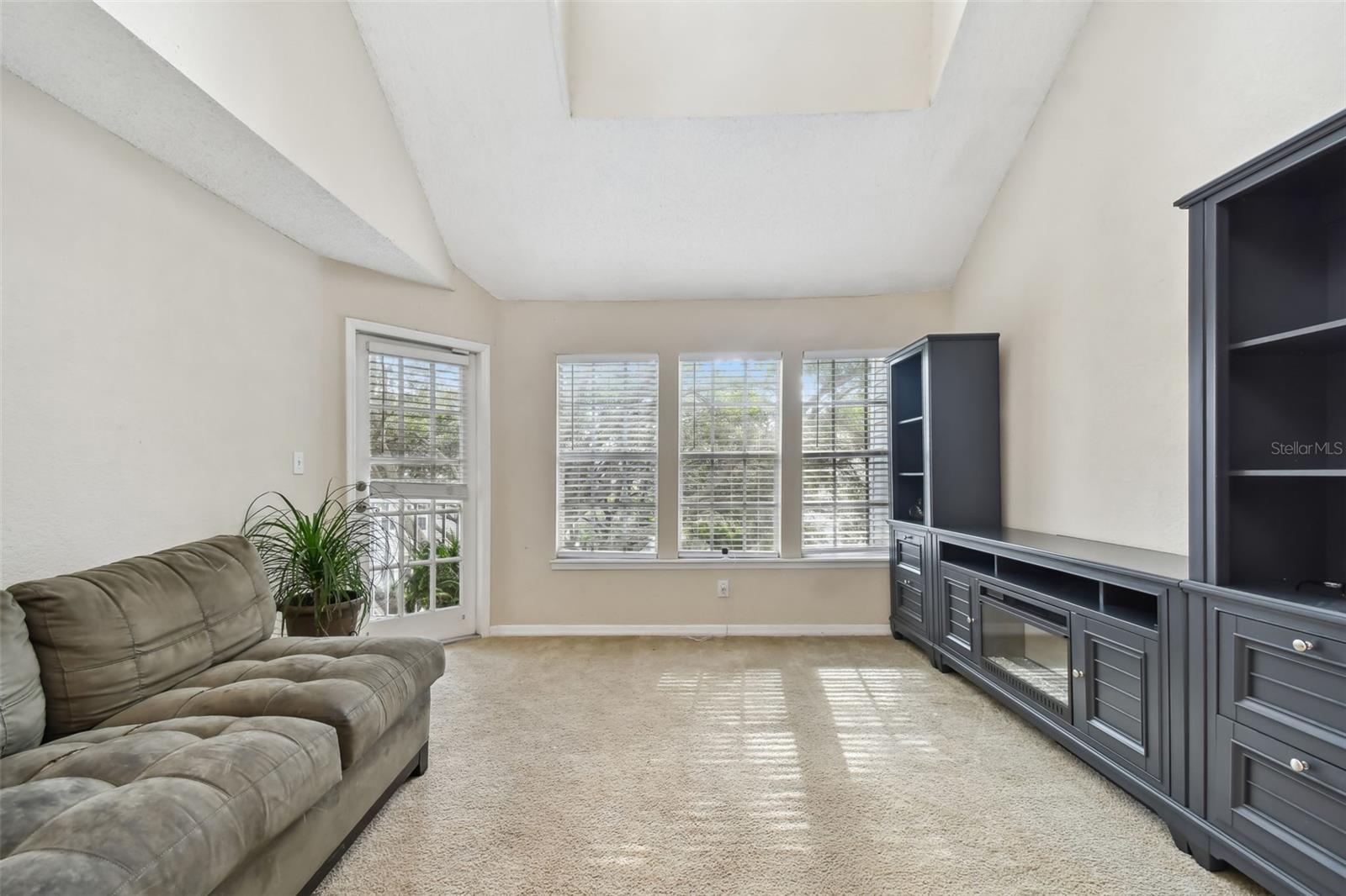 Image 9 of 47 For 3270 Haviland Court 301
