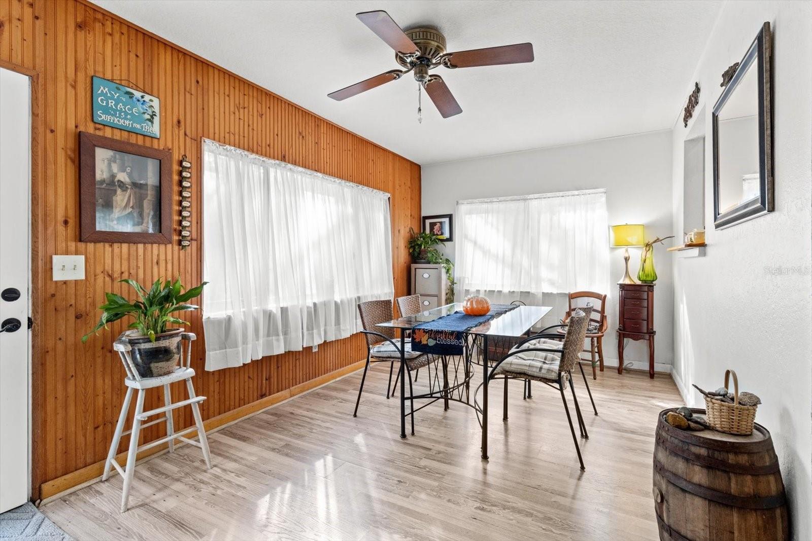 Image 18 of 51 For 1788 Manila Lane
