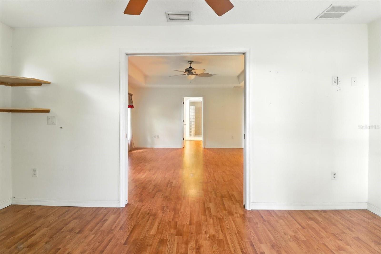 Image 16 of 46 For 3367 Oakdale Terrace