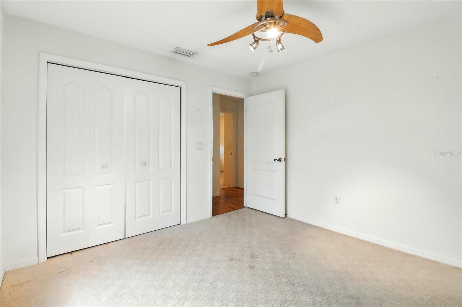 Image 23 of 46 For 3367 Oakdale Terrace