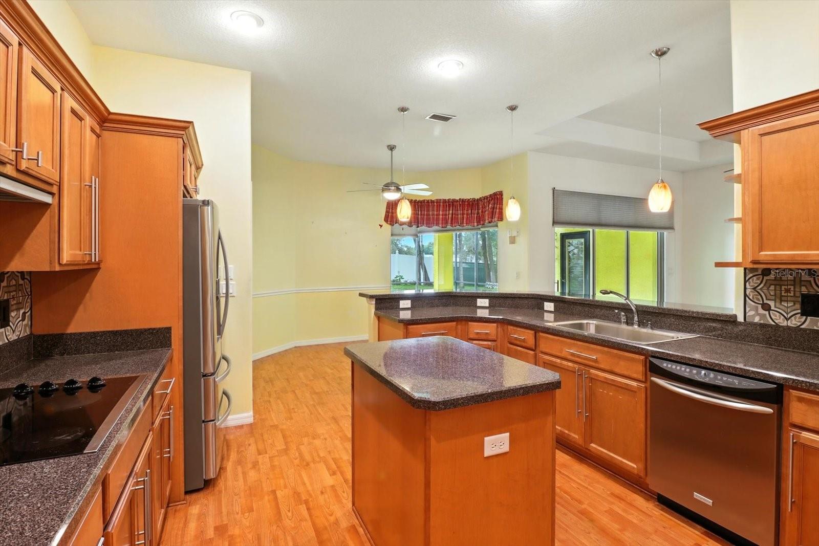 Image 6 of 46 For 3367 Oakdale Terrace