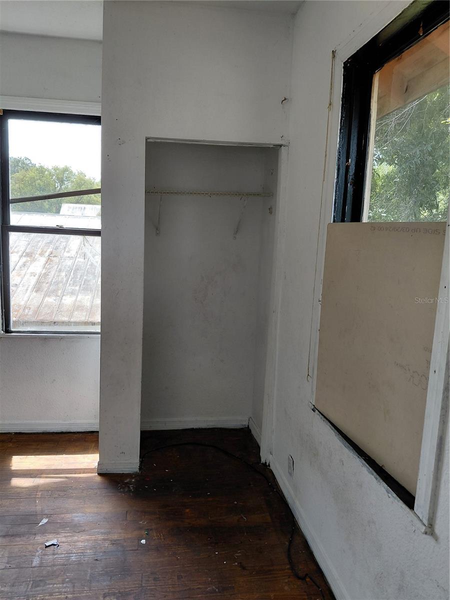 Image 4 of 13 For 2922 12th Street 1-2