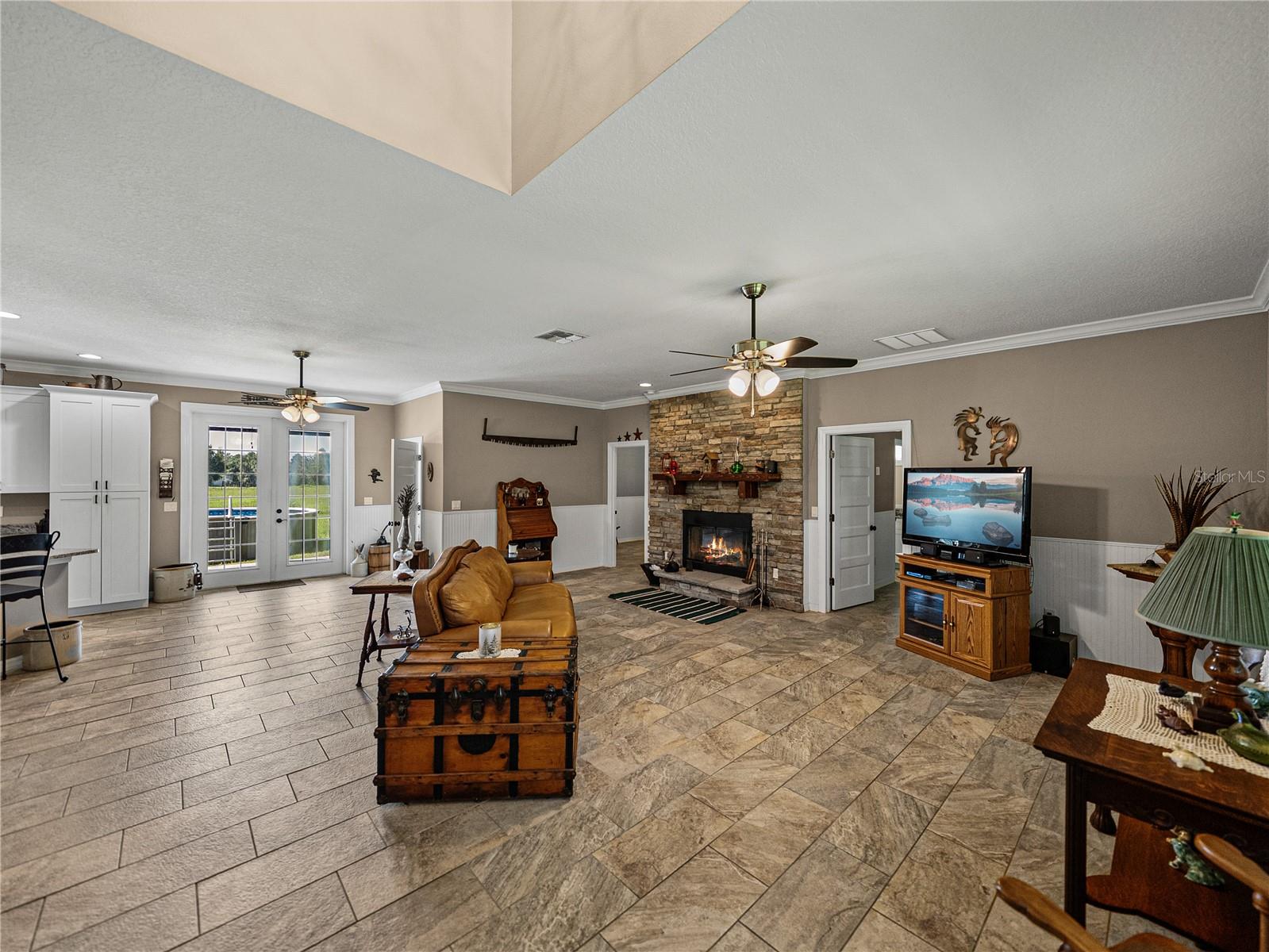 Image 17 of 73 For 30638 Reed Road
