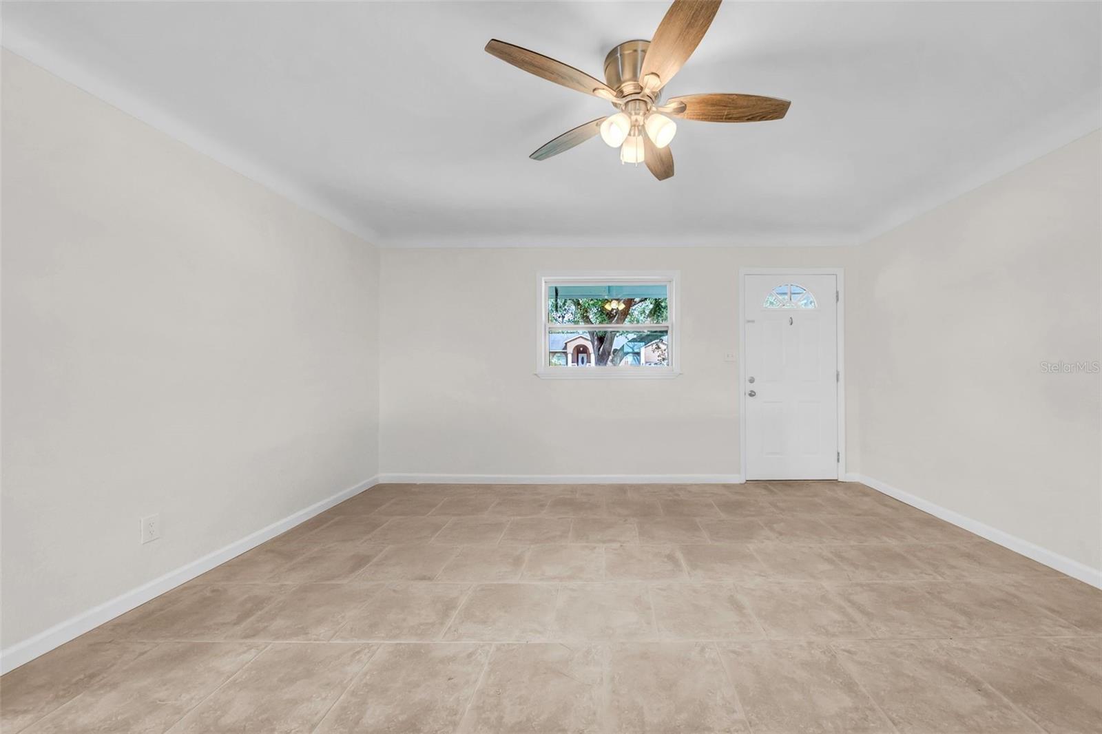 Image 2 of 15 For 9046 1st Street N