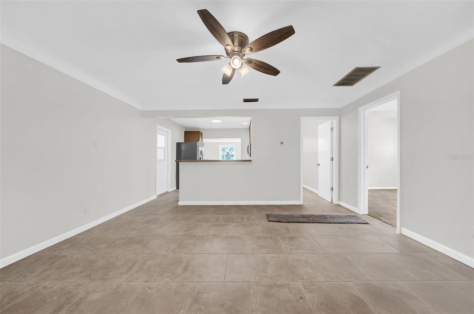 Image 3 of 15 For 9046 1st Street N