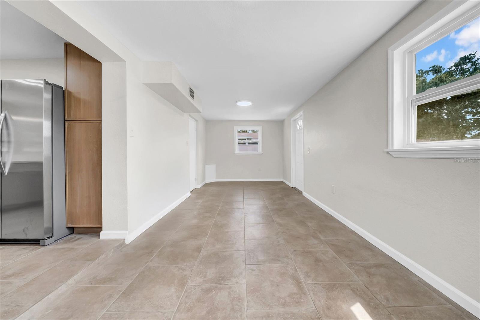 Image 6 of 15 For 9046 1st Street N