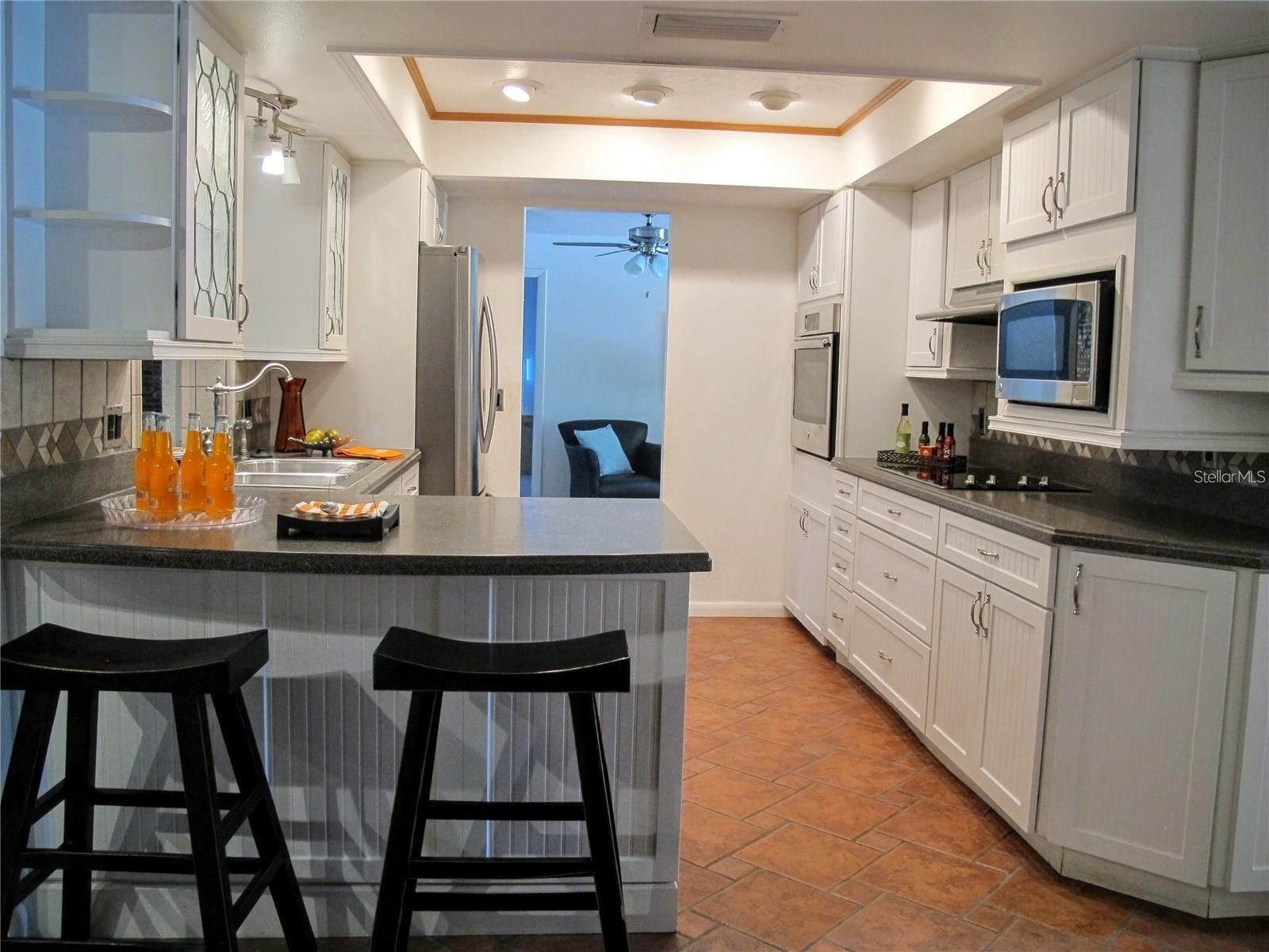 Image 2 of 26 For 9510 103rd Avenue