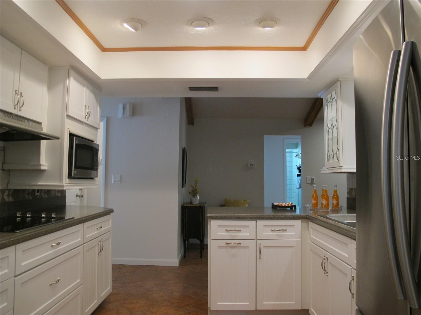 Image 4 of 26 For 9510 103rd Avenue