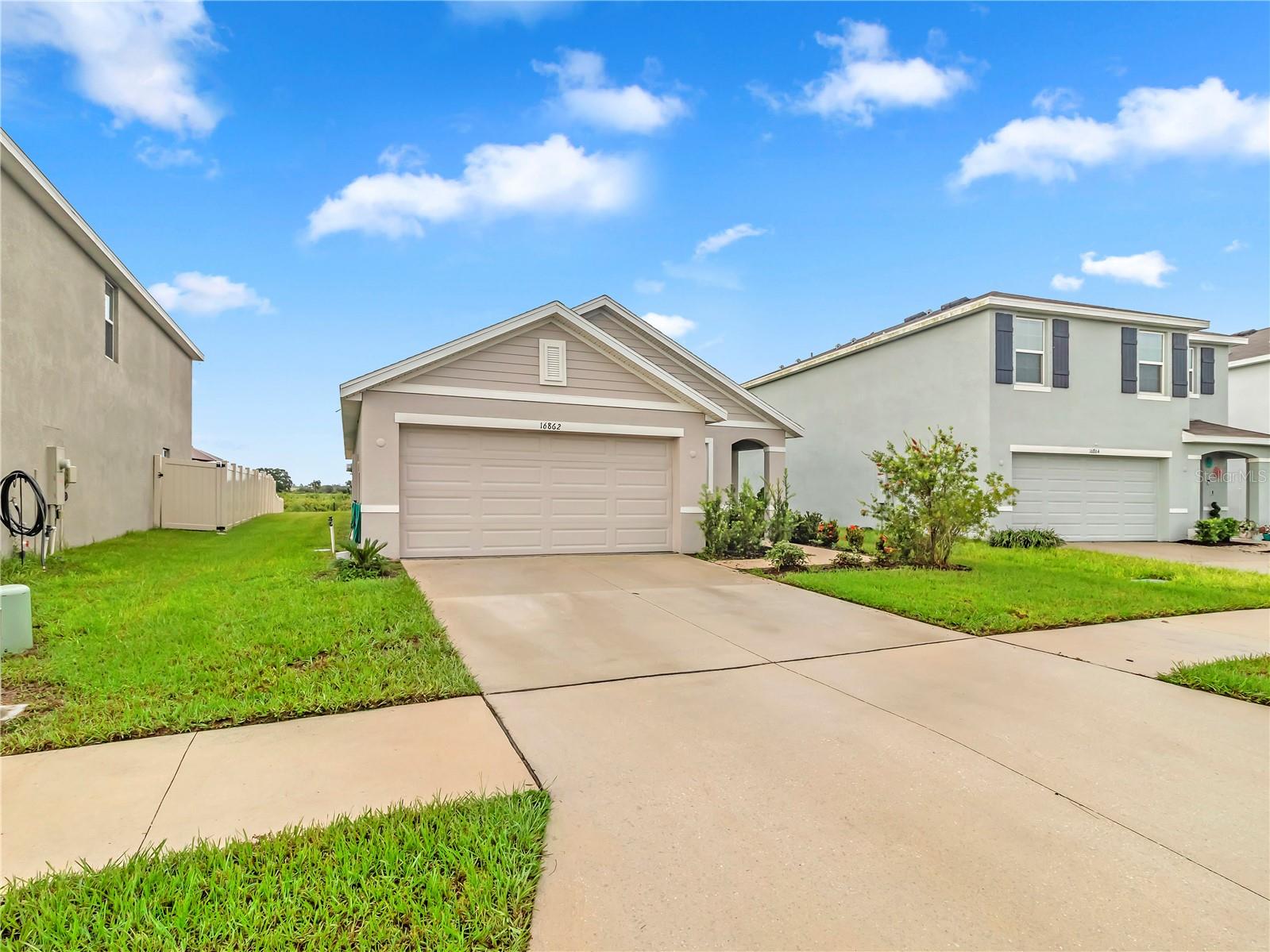 Image 4 of 35 For 16862 Delia Street